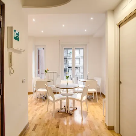 Vatican Cipro Vendégház